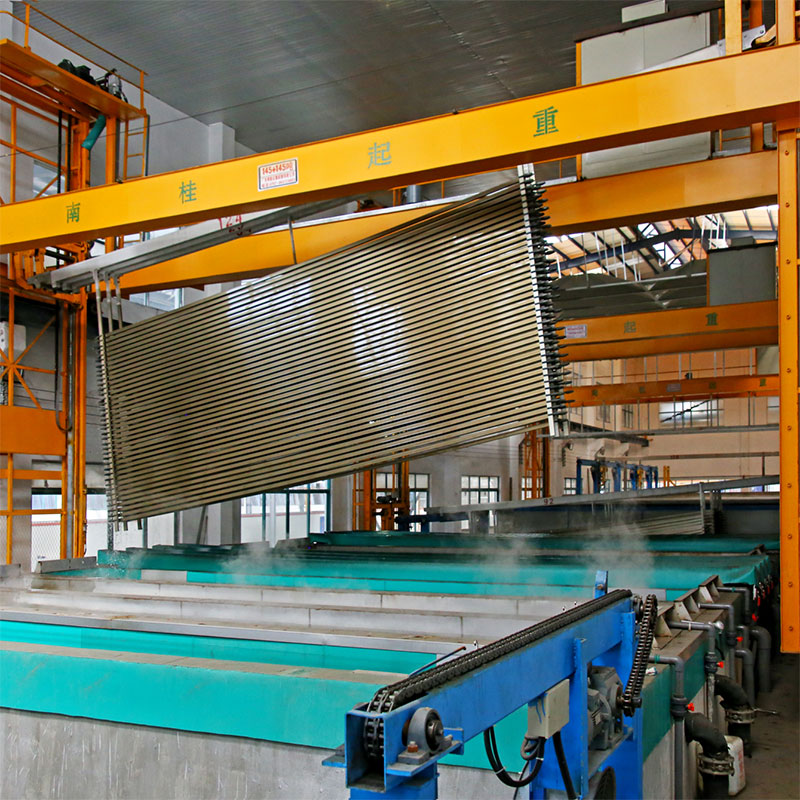 氧化、電泳生產(chǎn)線